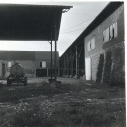 La cour intérieure des fermes Cuypers, 1975 © Trappes